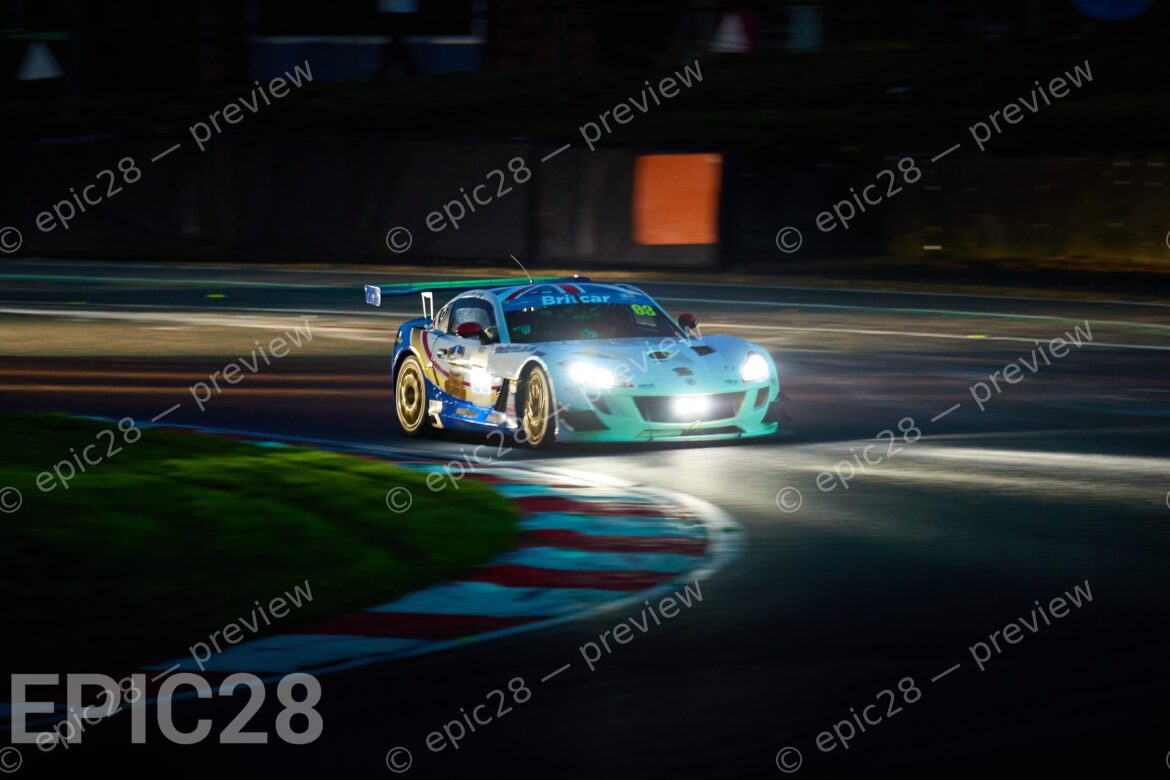 Chris Bingham races for Raceworks Motorsport in a Ginetta G55 GT4 (GT Class) at the Britcar Endurance Championship at Brands Hatch Indy on the 8th November 2025. (Photo by Craig Allan-McWilliams)