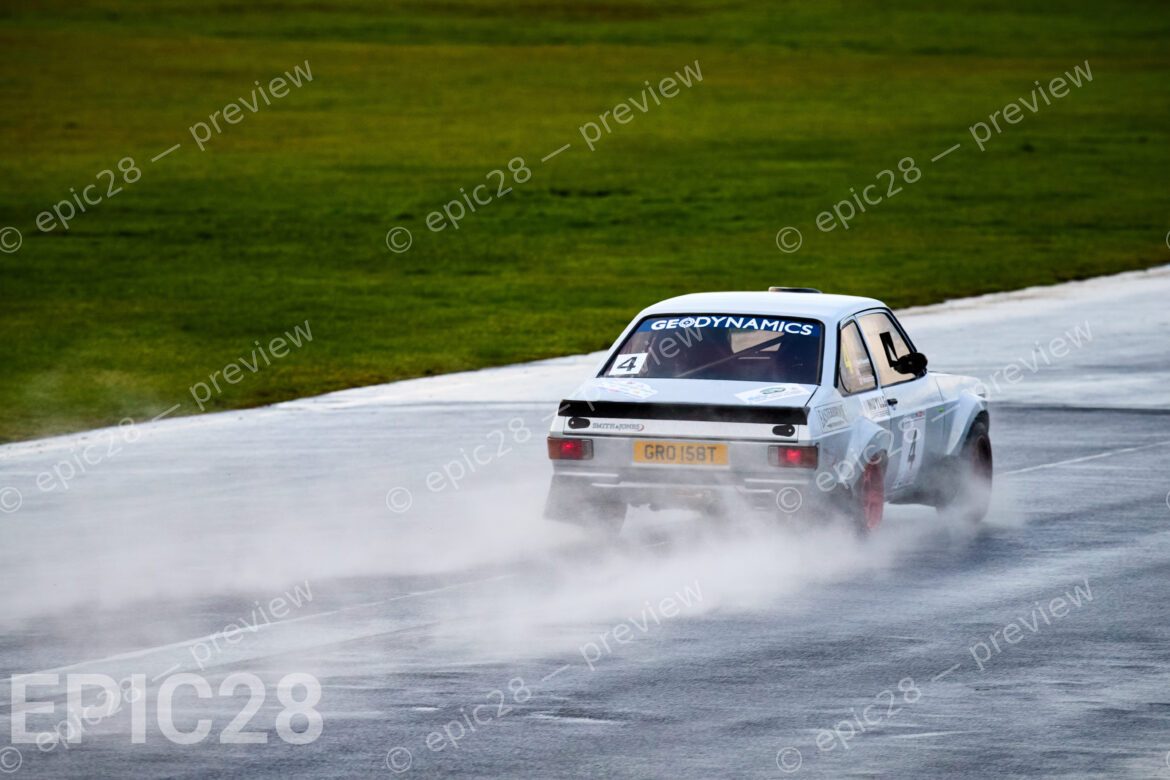 Castle Combe Race Circuit, England, 29th Nov 2025, Geoff Bennett and Tim Chapman race in a Ford Escort at the DAE Castle Combe Stage Rally. Credit: Craig Allan-McWilliams/Alamy Live News