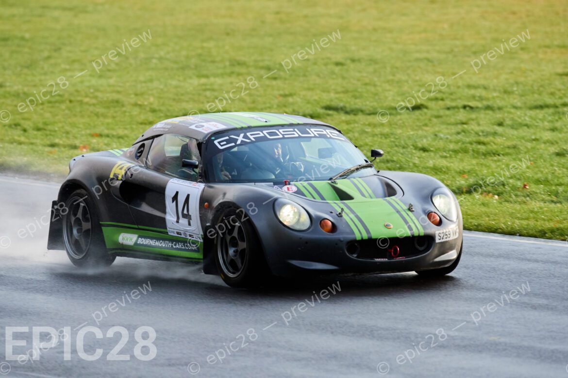 Castle Combe Race Circuit, England, 29th Nov 2025, Joseph Duffy and Daniel Duffy race in a Lotus Elise at the DAE Castle Combe Stage Rally. Credit: Craig Allan-McWilliams/Alamy Live News