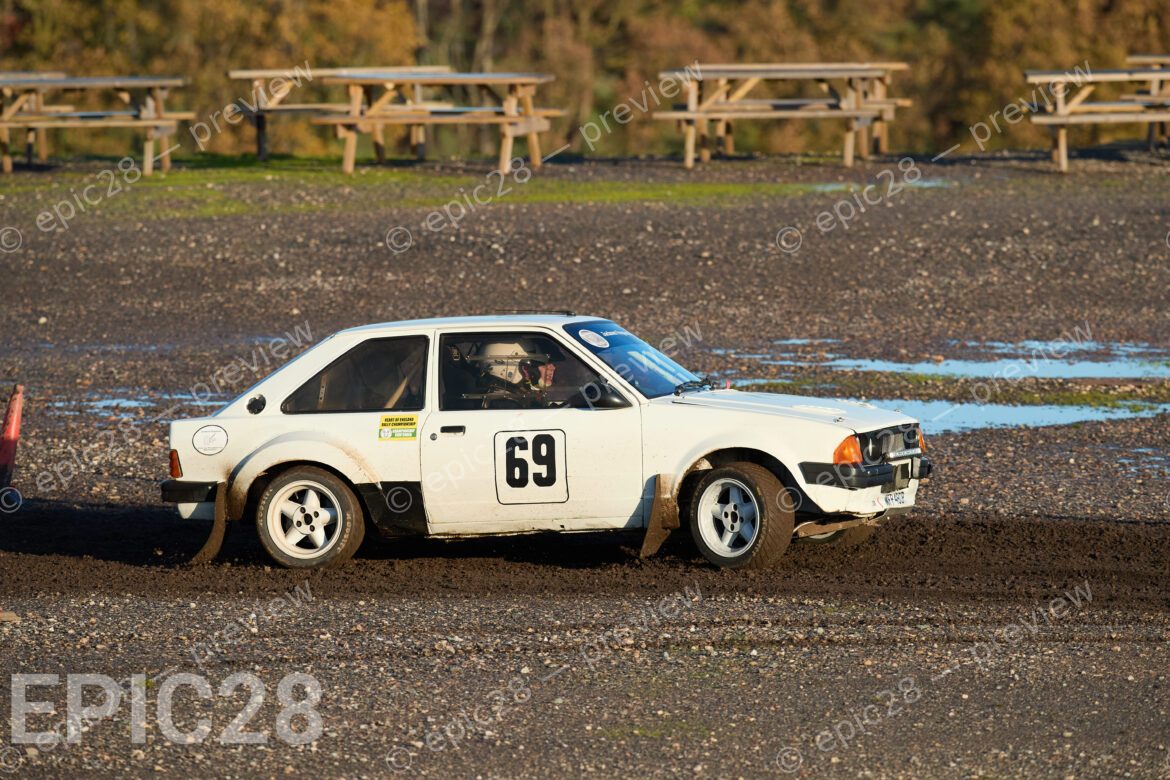 Donington Park, England, 30th Nov 2025, No69, Massie Piggott of Herefordshire MC and Julian Monkley of Herefordshire MC race in a Ford Escort G3 at the Tegiwa Donington Rally 2025 at Donington Park on 30th Nov 2025. Credit: Craig Allan-McWilliams/Alamy Live News