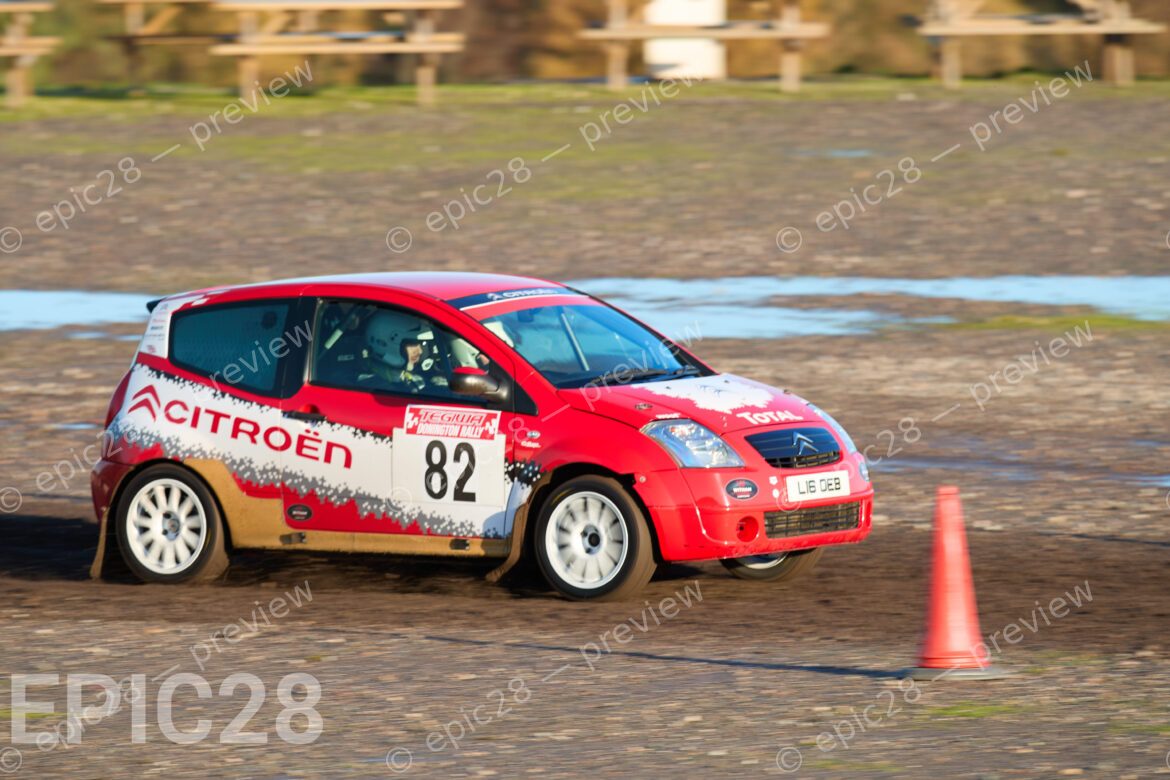 Donington Park, England, 30th Nov 2025, No82, Jon Crook of Loughborough CC and James Crook of RACMC / Loughborough CC race in a Citroen C2 R2 Max at the Tegiwa Donington Rally 2025 at Donington Park on 30th Nov 2025. Credit: Craig Allan-McWilliams/Alamy Live News